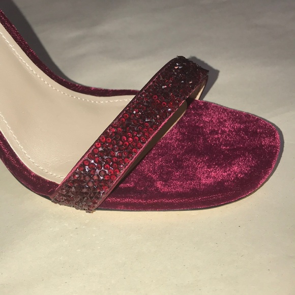 VELVET CHUNKY HEELS - Picture 5 of 5